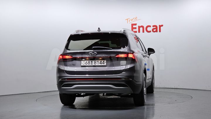 Hyundai SantaFe 2022 — 4
