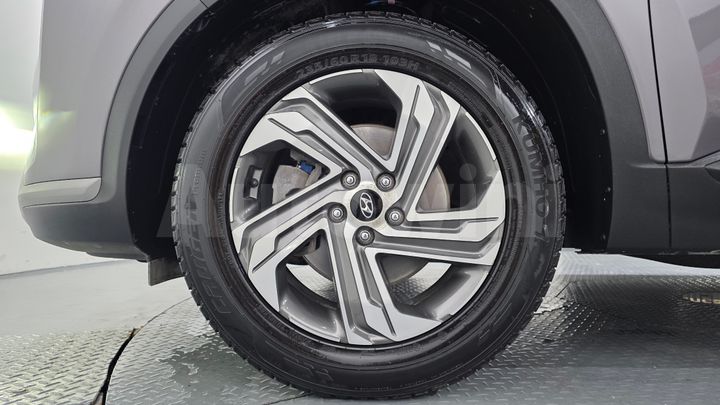 Hyundai SantaFe 2022 — 5