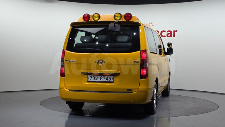 Hyundai Starex 2020 — 4
