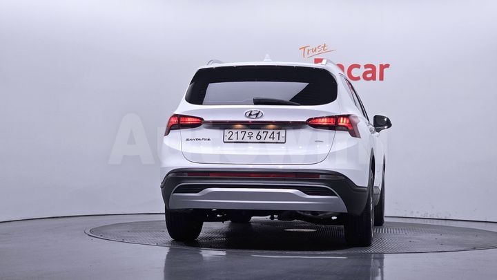 Hyundai SantaFe 2021 — 3