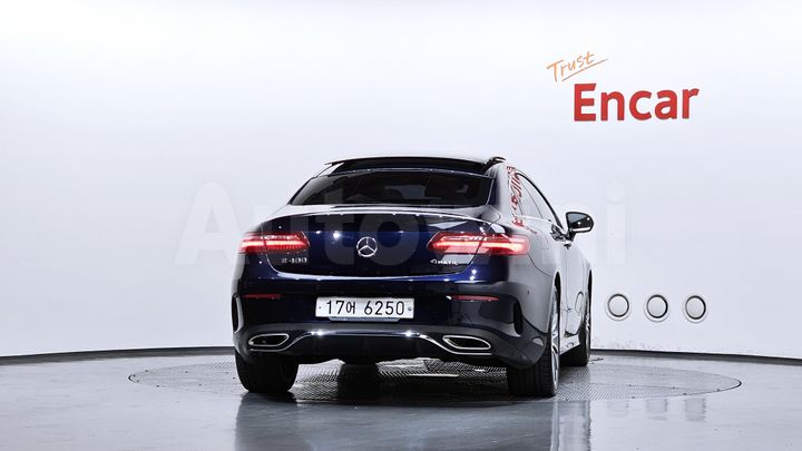Mercedes-Benz E Class 2017 — 4