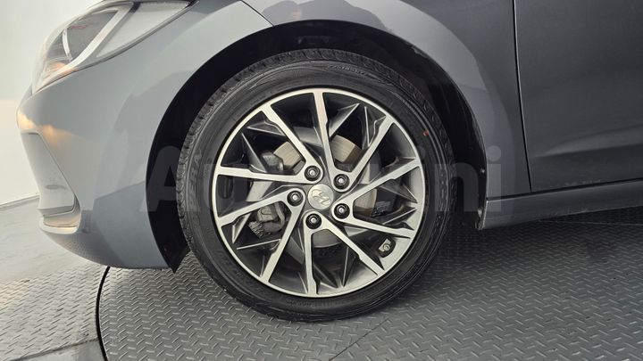 Hyundai Avante 2016 — 5