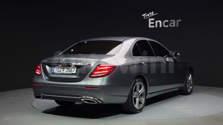 Mercedes-Benz E Class 2019 — 2
