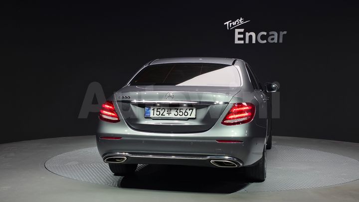 Mercedes-Benz E Class 2019 — 4