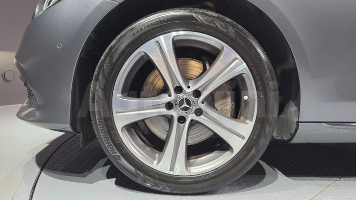 Mercedes-Benz E Class 2019 — 5