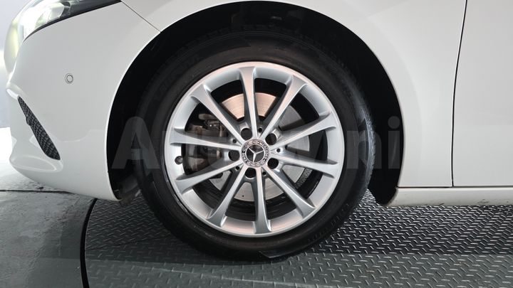 Mercedes-Benz A Class 2020 — 5