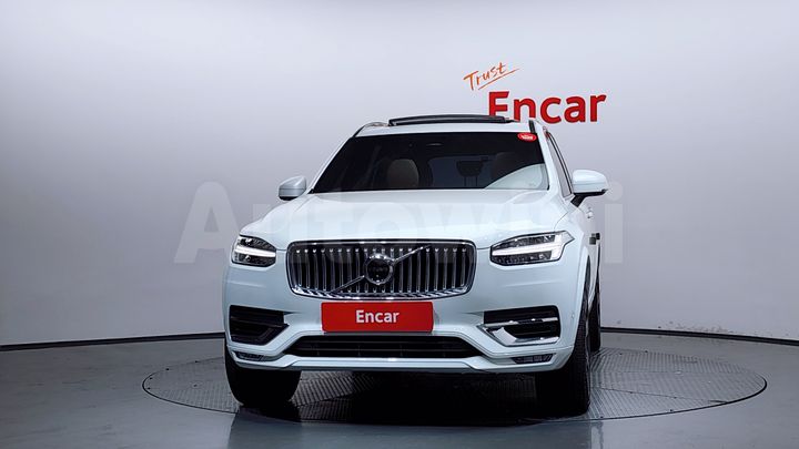 Volvo XC90 2023 — 3