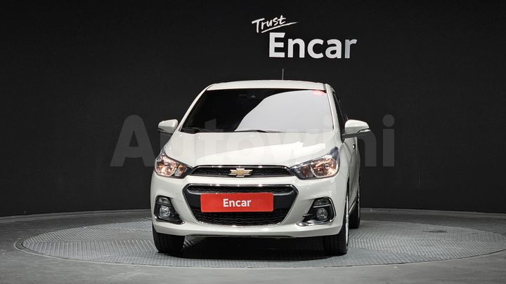 Chevrolet Spark 2018 KLYDC487DJC438070 — 4