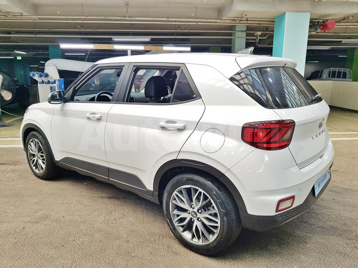 Hyundai Venue 2022 — 5