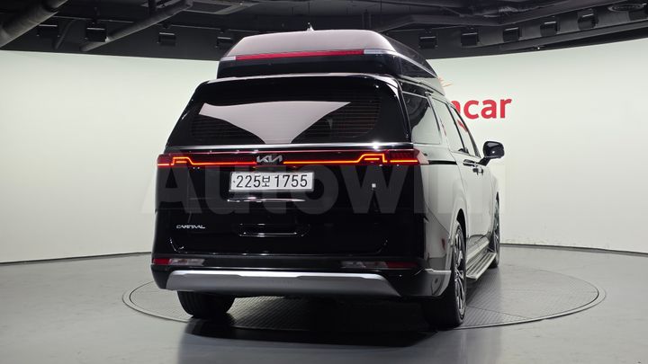 Kia Carnival 2023 — 4