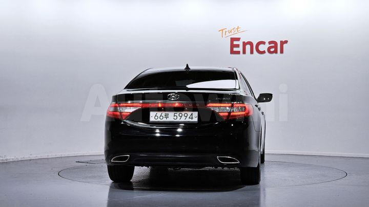 Hyundai Grandeur 2012 — 4