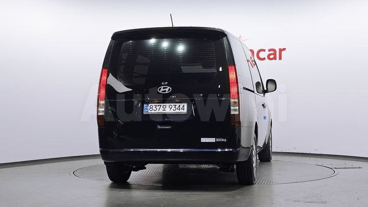 Hyundai Staria 2025 — 4