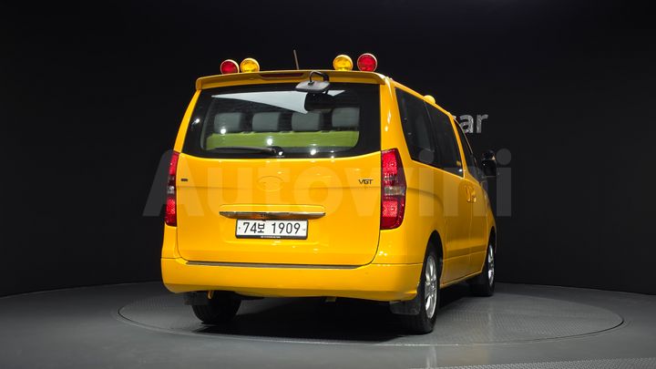 Hyundai Starex 2019 — 4