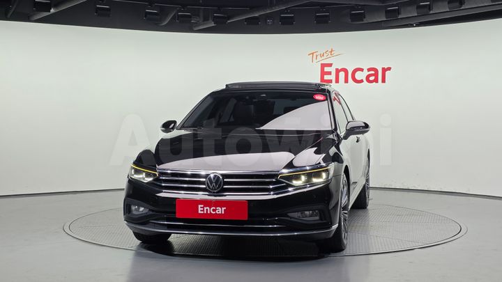 Volkswagen Passat 2021 — 3