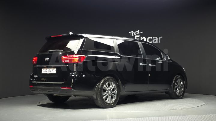 Kia Carnival 2019 — 2