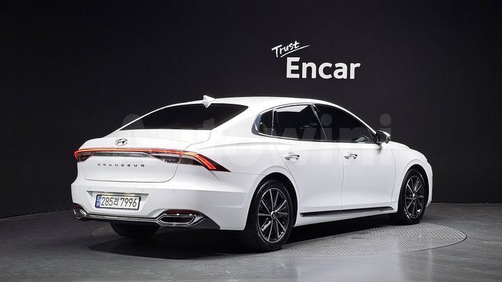 Hyundai Grandeur 2022 — 2
