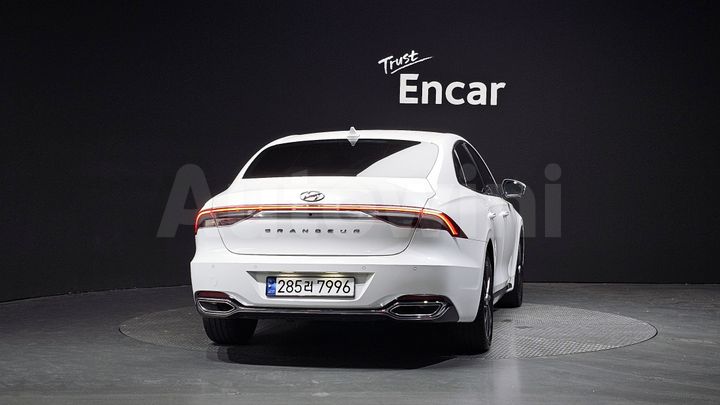 Hyundai Grandeur 2022 — 4