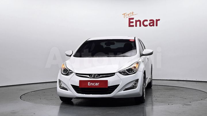 Hyundai Avante 2015 — 3