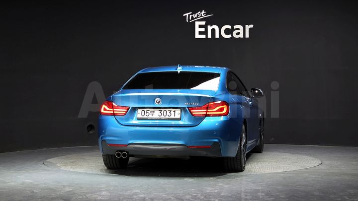 BMW 4 Series 2018 — 4