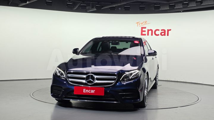 Mercedes-Benz E Class 2019 WDDZF4JB6KA596473 — 3