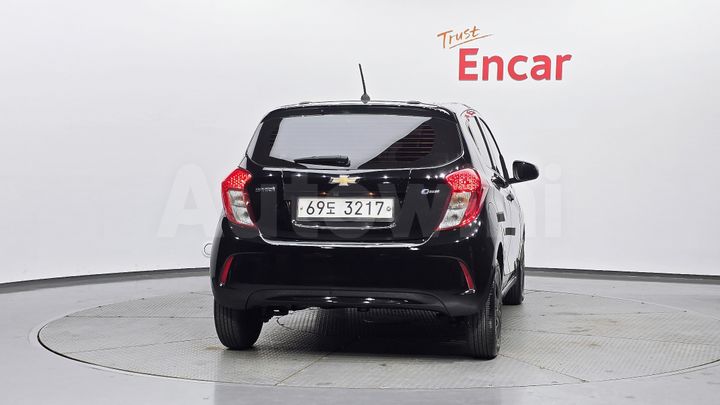 Chevrolet Spark 2017 — 4