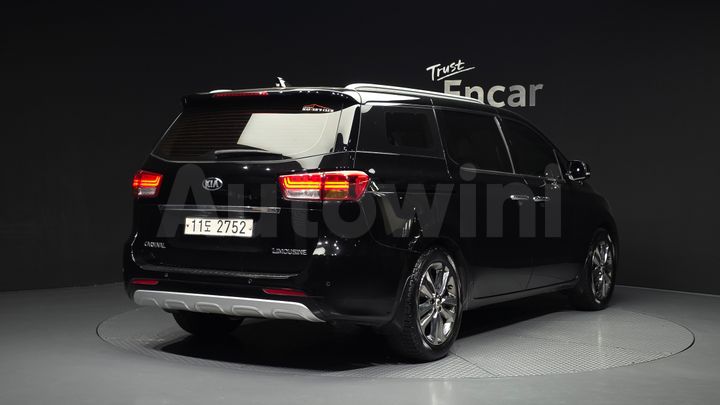 Kia Carnival 2016 — 2