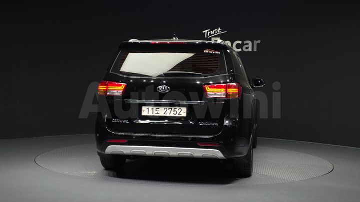 Kia Carnival 2016 — 4