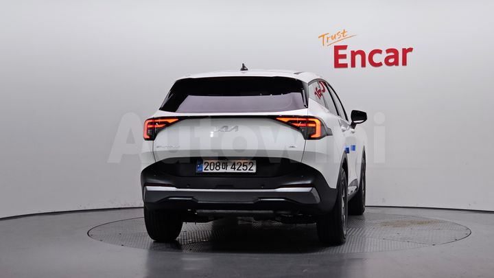 Kia Sportage 2025 — 4
