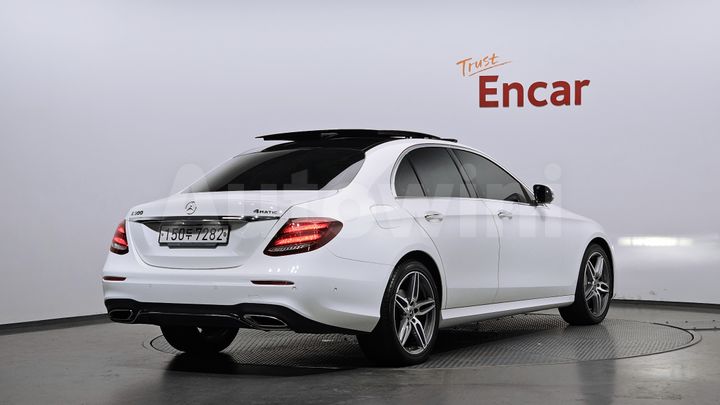 Mercedes Benz E Class 2020 — 2