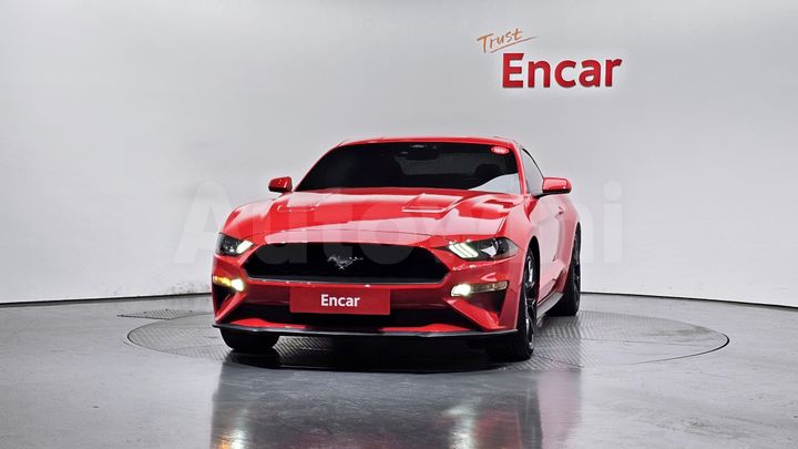 Ford Mustang 2022 — 3