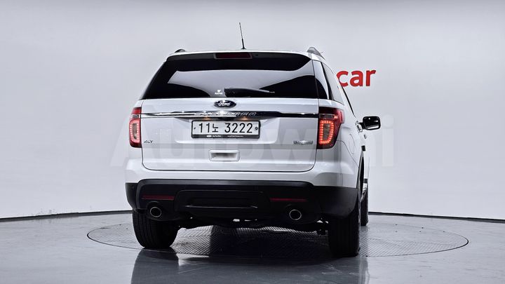 Ford Explorer 2015 — 4