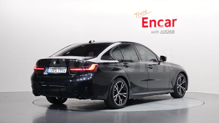 BMW 3 Series 2025 — 2