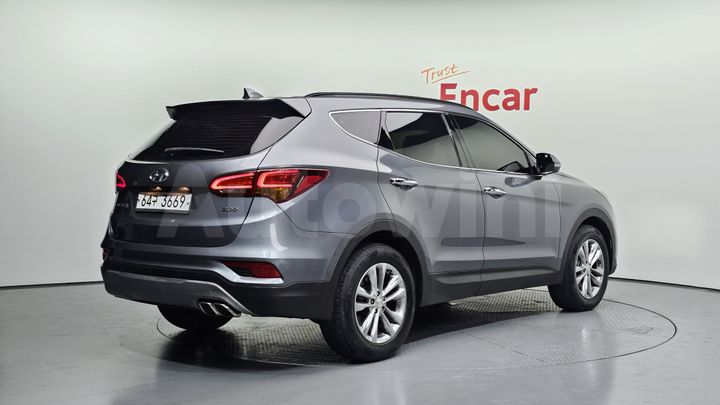 Hyundai SantaFe 2018 — 2