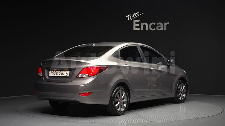 Hyundai Accent 2018 — 2