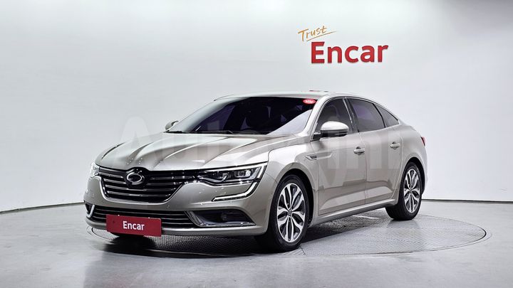 Renault SM6