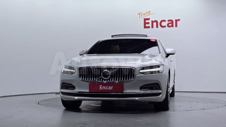 Volvo S90 2021 — 3