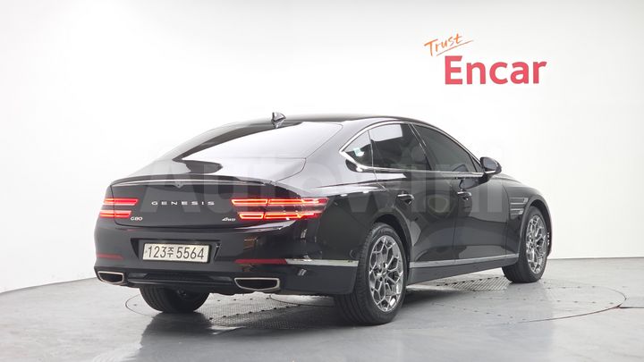 Genesis G80 2024 — 2