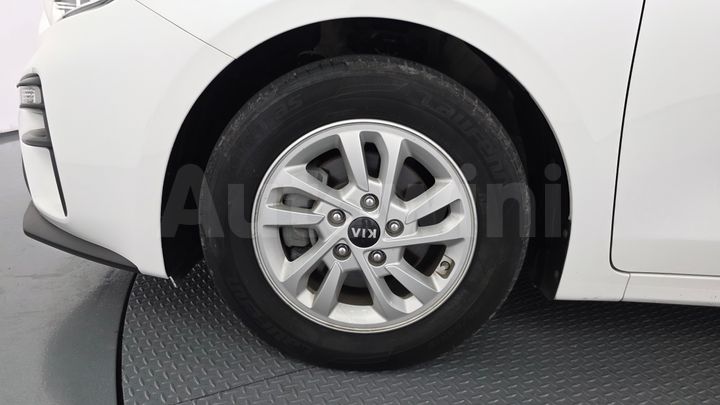 Kia K3 2019 — 5