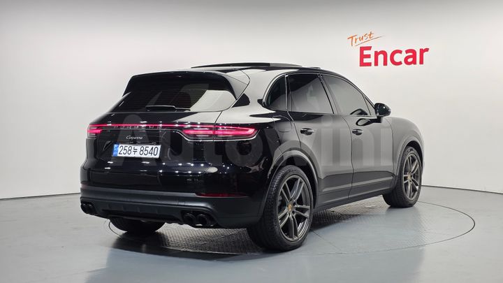Porsche Cayenne 2019 — 2