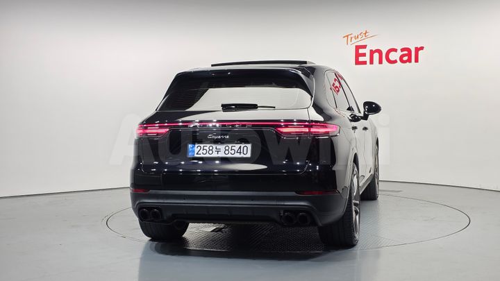 Porsche Cayenne 2019 — 4
