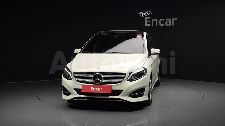 Mercedes-Benz B Class 2017 — 3