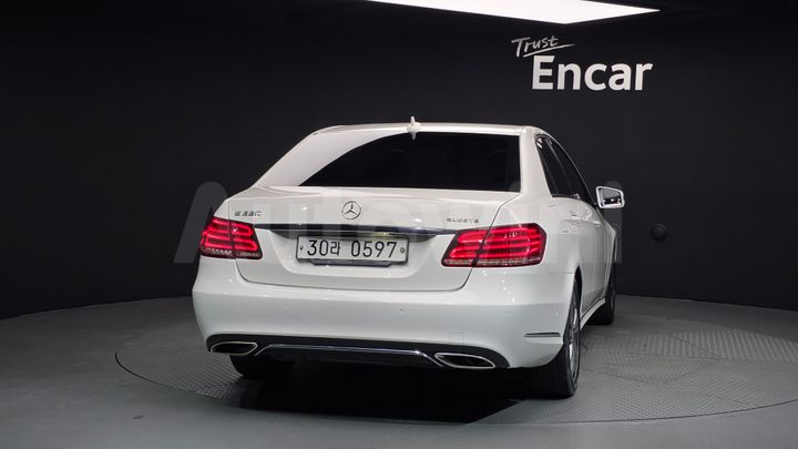 Mercedes-Benz E Class 2016 — 4