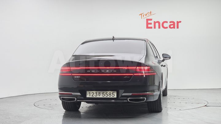 Genesis G90 2023 — 4