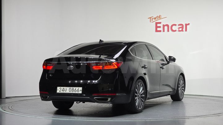Kia K7 2016 — 2