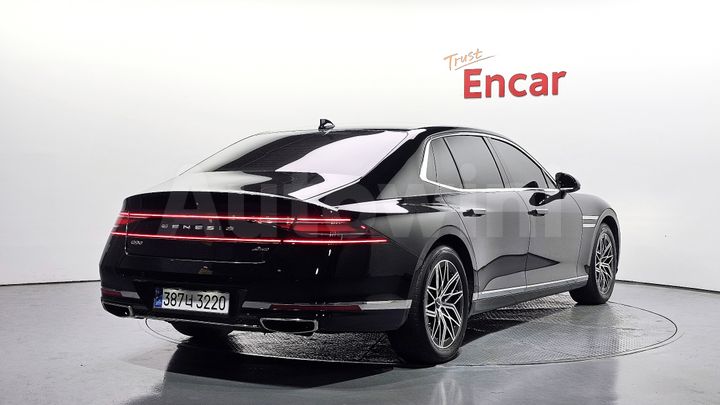 Genesis G90 2023 — 2