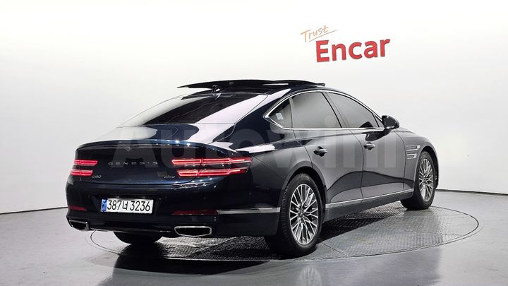 Genesis G80 2022 — 2
