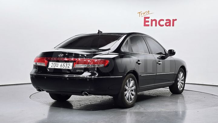 Hyundai Grandeur 2009 — 2