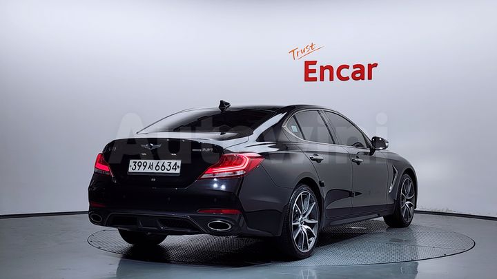 Genesis G70 2018 — 2
