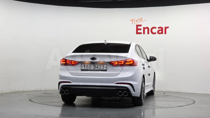 Hyundai Avante 2018 — 4