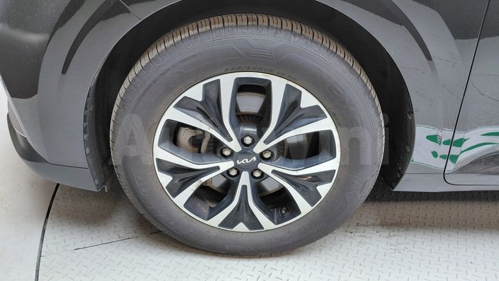 Kia Carnival 2023 — 5